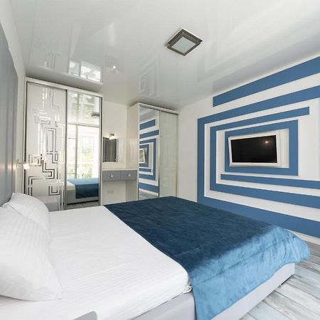 Апартаменты Flat24 On Lesi Ukrainki 3 Киев Экстерьер фото